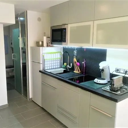 Апартаменти Studio 7, Port Venus Au Village Naturiste
